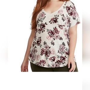 Torrid sassy floral tee size 3x